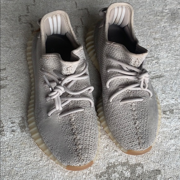 Yeezy Sesame Size 7 - Picture 1 of 9